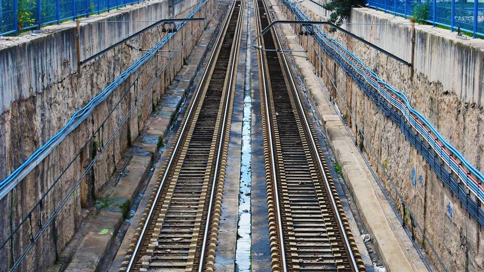 ת״א-35 סוגר שבוע שלישי ברציפות בעלייה — הבנקים מובילים